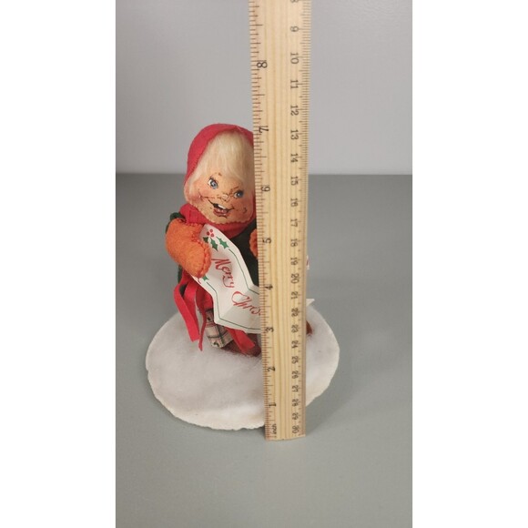 Vintage 1989 Annalee Doll 7” Winking Christmas Caroler w Mittens & Music Card - Picture 8 of 8